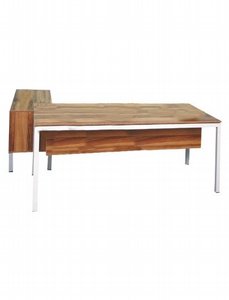 עמדת עבודה ישרה פרופיל 40/40 עם לוח צניעות עמדת עבודה ישרה פרופיל 40/40 עם לוח צניעות