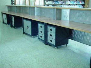 עמדת קבלה - מתכת עמדת קבלה - מתכת