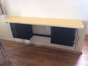 150. דלפק מחשבים תלוי 150. דלפק מחשבים תלוי