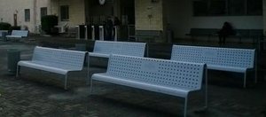 32. ספסל צינור 1" פח מנוקב 32. ספסל צינור 1" פח מנוקב