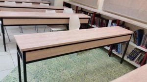 29. שולחן לימוד עם מדף פנימי - צד פנים 29. שולחן לימוד עם מדף פנימי - צד פנים